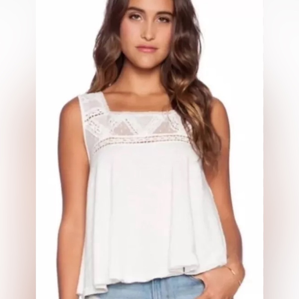 Free People Lace swing top. Ivory. Size small.